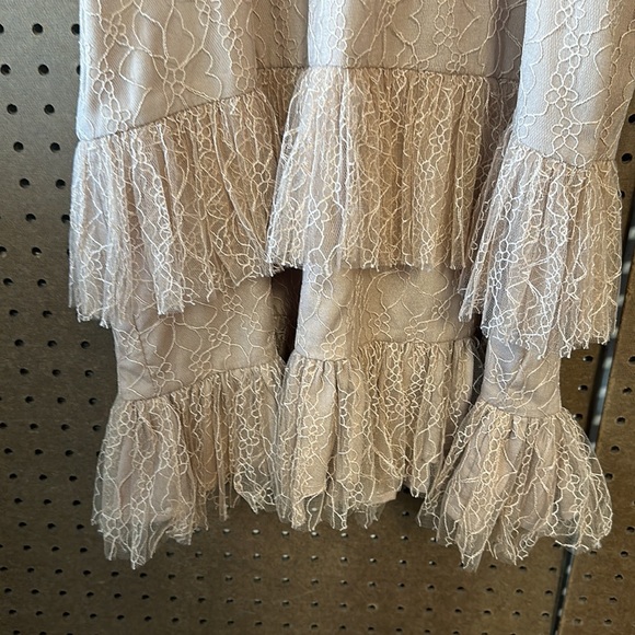 Trish Scully mauve lace dress size 8 - Picture 3 of 6